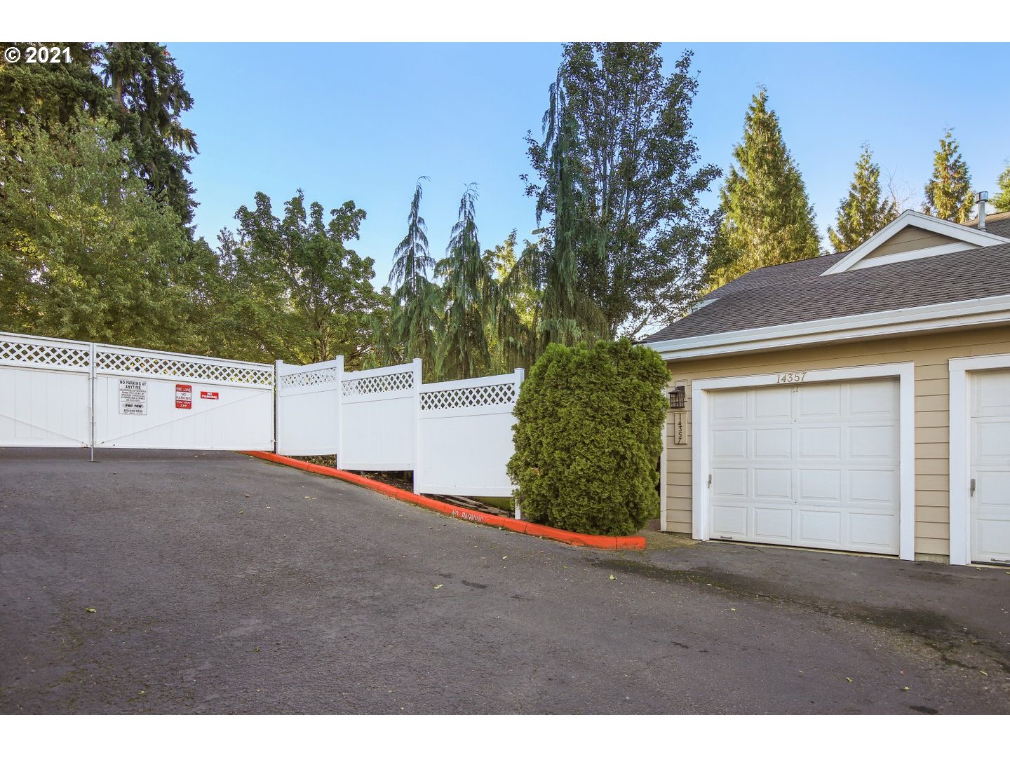 14357 Southwest Barrows Road Beaverton, OR 97007 - Photo 4 of 27 Gallery Image 4