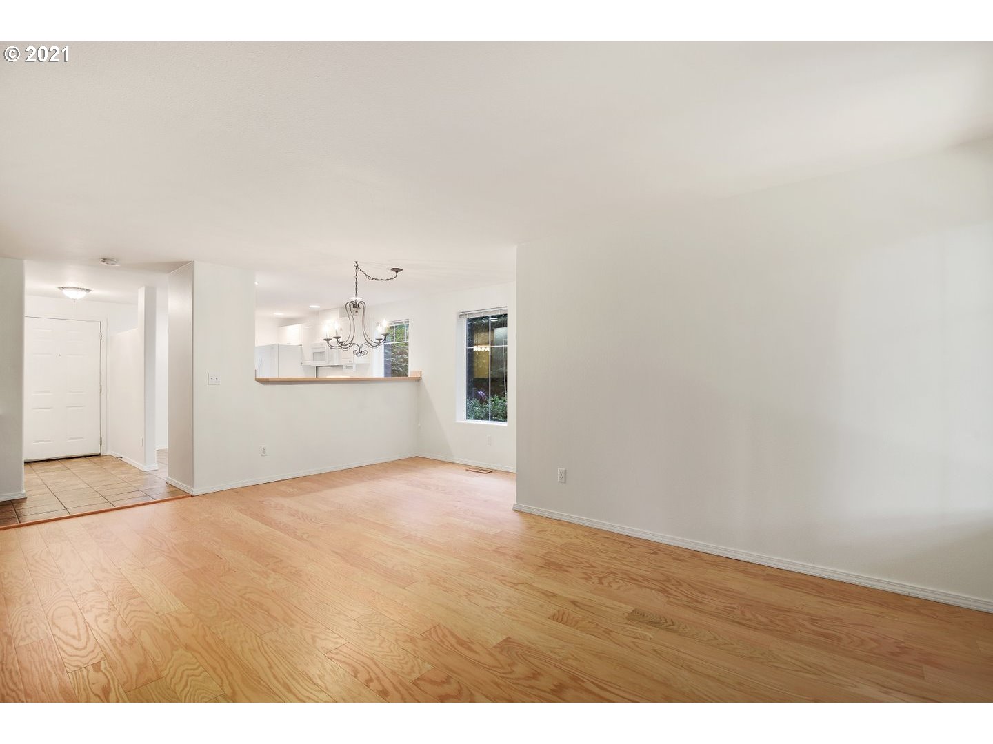 14357 Southwest Barrows Road Beaverton, OR 97007 - Photo 9 of 27 Gallery Image 9