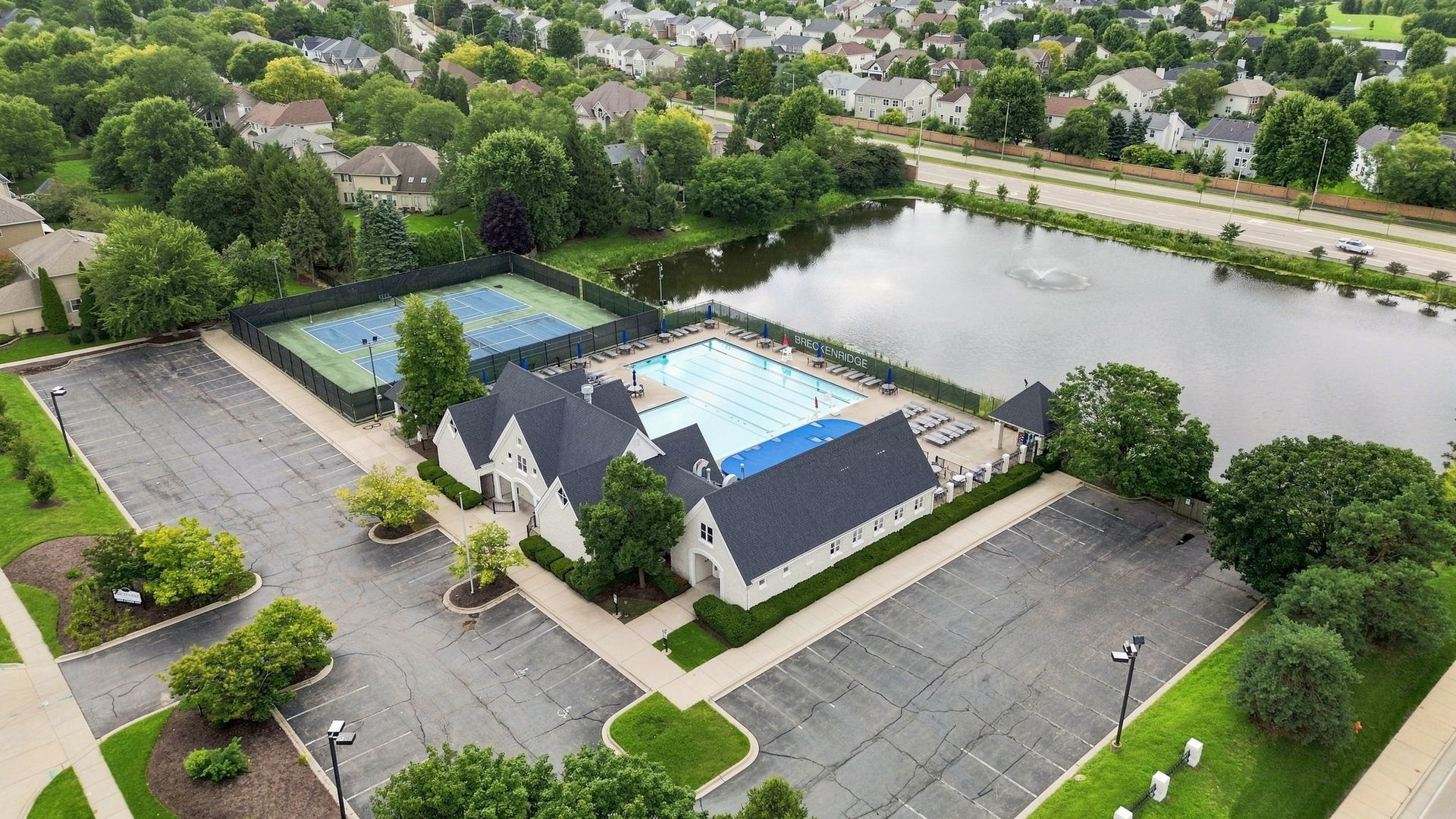 2752 Wendy Road Naperville, IL 60565 - Photo 56 of 64 Gallery Image 56
