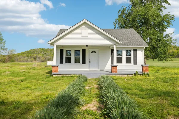 $199,900 | 57 Young Branch Road, Dixon Springs, TN 37057