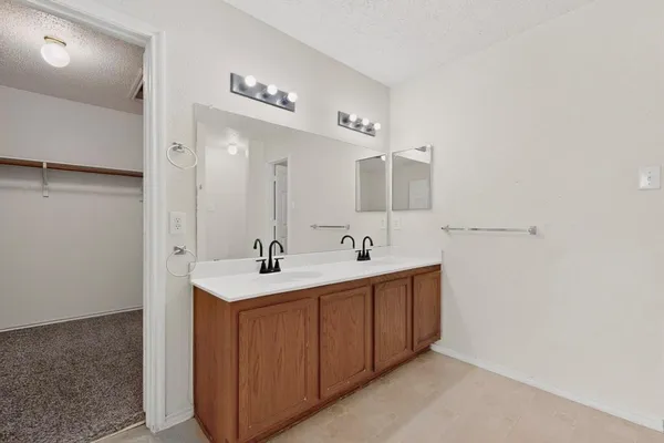 $384,000 | 602 Flooded Gum Street, Arlington, TX 76002