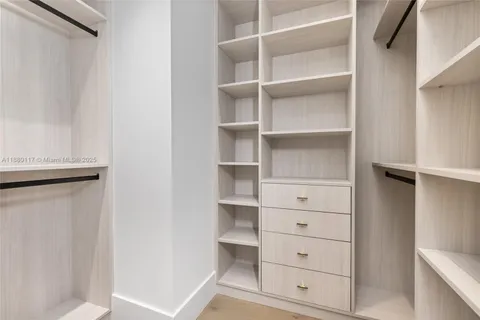 $6,995,000 | 4024 Bonita Avenue, Miami, FL 33133