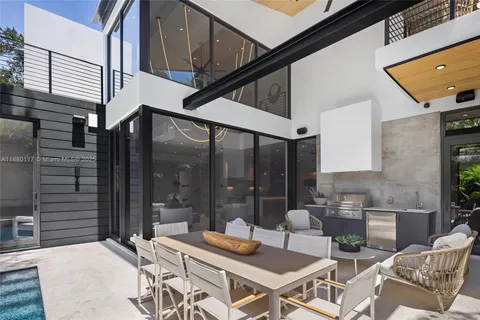 $6,995,000 | 4024 Bonita Avenue, Miami, FL 33133