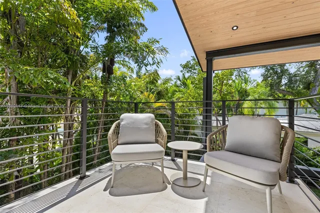 $6,750,000 | 4024 Bonita Avenue, Miami, FL 33133