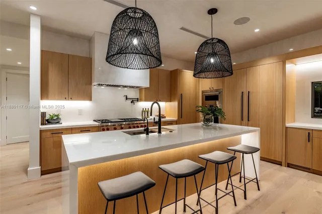 $6,750,000 | 4024 Bonita Avenue, Miami, FL 33133