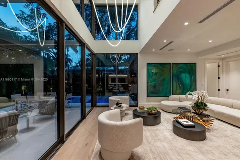 $6,995,000 | 4024 Bonita Avenue, Miami, FL 33133