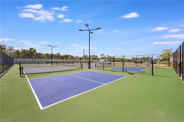 $3,400 | 437 Tamarindo Lane, Naples, FL 34114