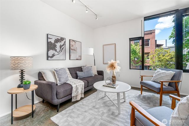 $404,000 | 1111 East Pike Street, Unit 203, Seattle, WA 98122