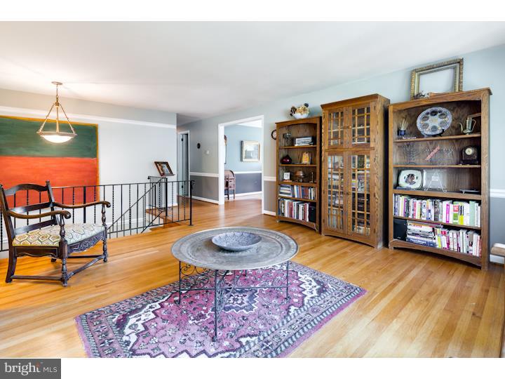 104 Warfield Road Cherry Hill, NJ 08034 - Photo 3 of 25