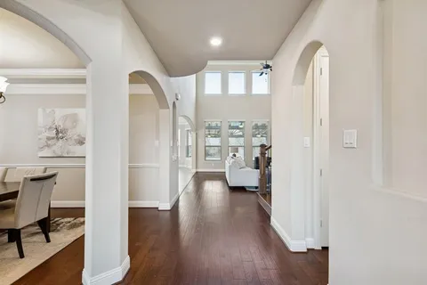 a view of livingroom with furniture and wooden floor