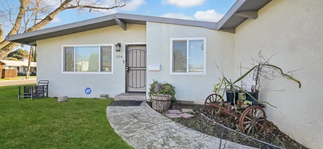 $500,000 | 206 West 20th Street, Tracy, CA 95376