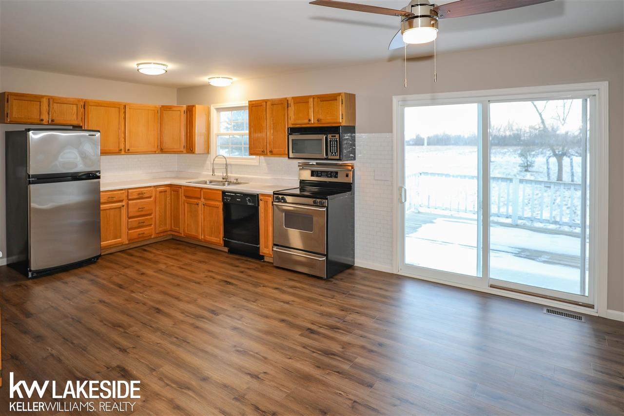 794 Cove Road Goodells, MI 48027 - Photo 6 of 30