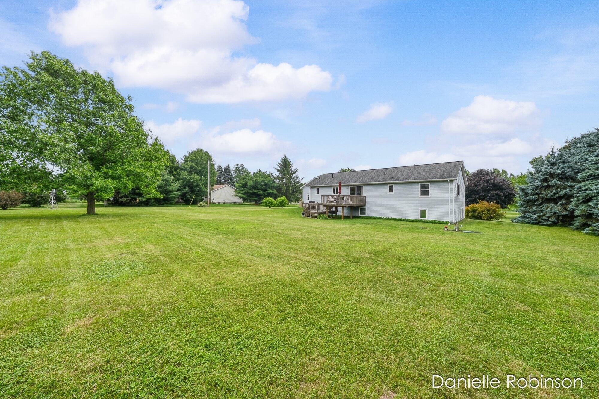 6829 12 Mile Road Northeast Rockford, MI 49341 - Photo 56 of 70 57-WM682912mile-17