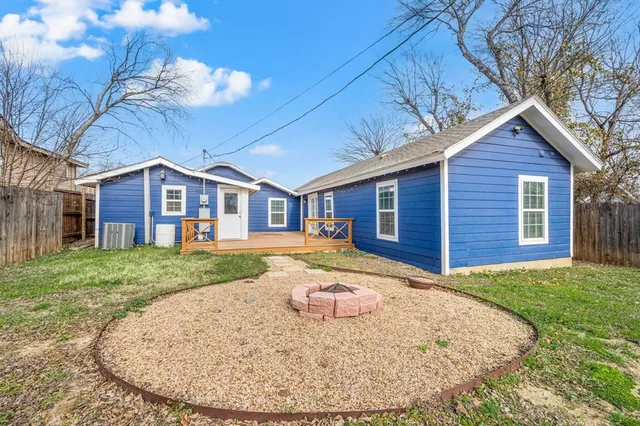 $289,999 | 5617 Blackmore Avenue, Fort Worth, TX 76107