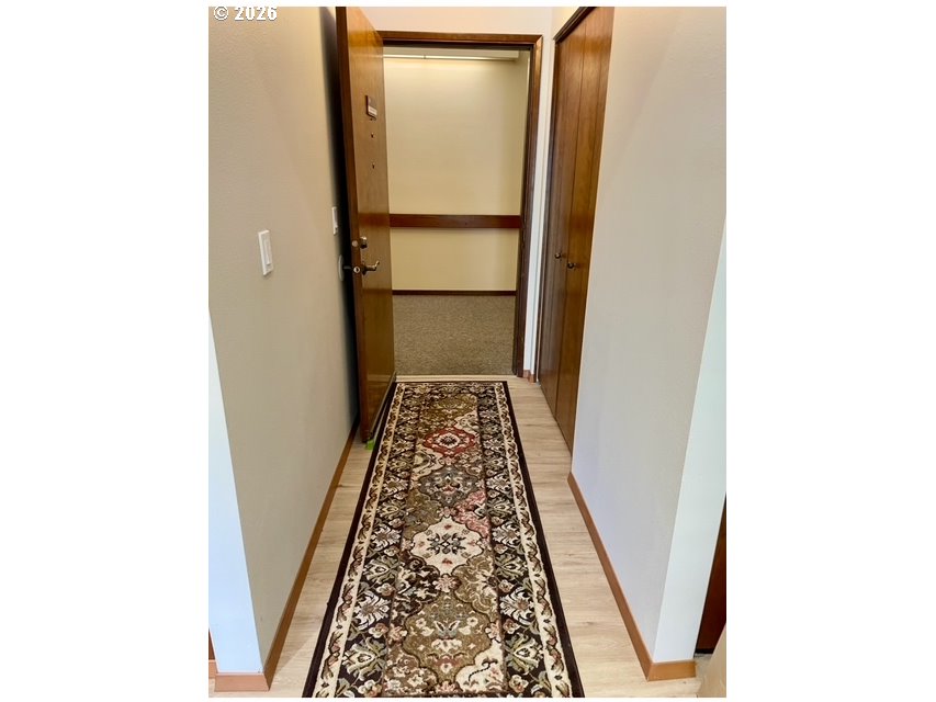 13775 Southwest Scholls Ferry Road, Unit 304 Beaverton, OR 97008 - Photo 4 of 33