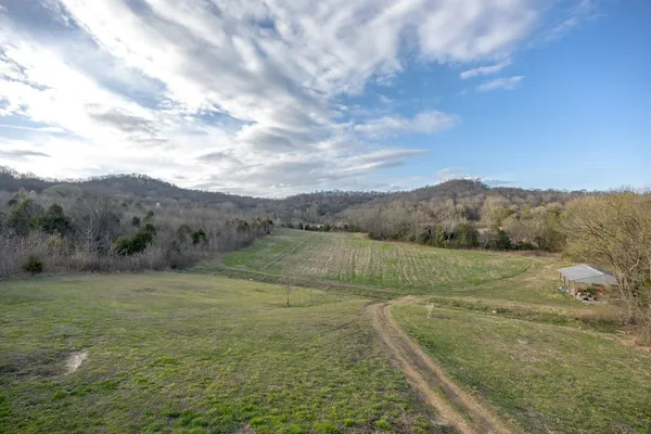 $2,549,000 | 1565 Old Elkton Pike, Dellrose, TN 38453