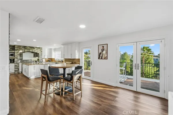 $1,999,990 | 40900 Vía Los Altos, Temecula, CA 92591