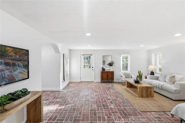 $1,999,990 | 40900 Vía Los Altos, Temecula, CA 92591