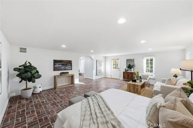 $1,999,990 | 40900 Vía Los Altos, Temecula, CA 92591