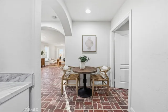 $1,999,990 | 40900 Vía Los Altos, Temecula, CA 92591