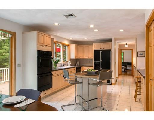 19 Elizabeth Ridge Road Carlisle, MA 01741 - Photo 12 of 36