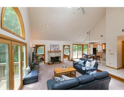 19 Elizabeth Ridge Road Carlisle, MA 01741 - Photo 17 of 36