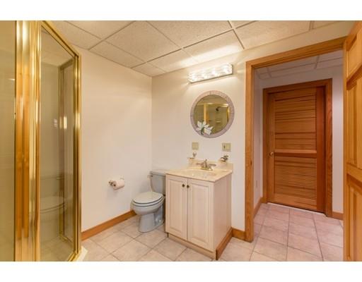 19 Elizabeth Ridge Road Carlisle, MA 01741 - Photo 31 of 36