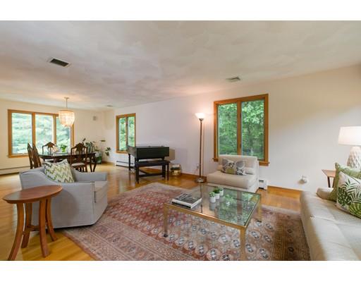 19 Elizabeth Ridge Road Carlisle, MA 01741 - Photo 5 of 36
