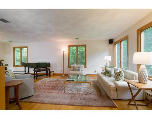 19 Elizabeth Ridge Road Carlisle, MA 01741 - Photo 6 of 36