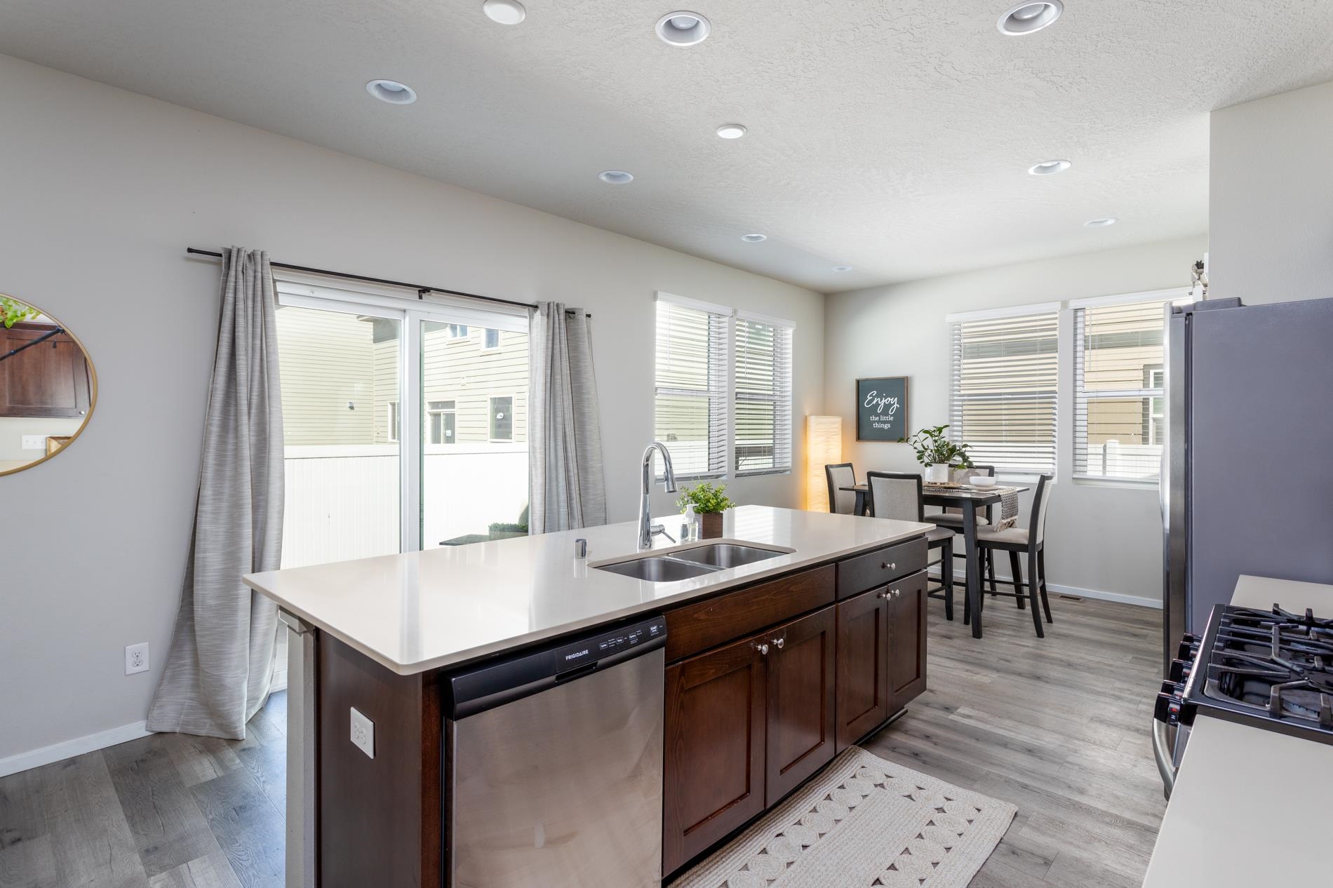 1021 North Viewmont Road Greenacres, WA 99016 - Photo 13 of 37 Gallery Image 13