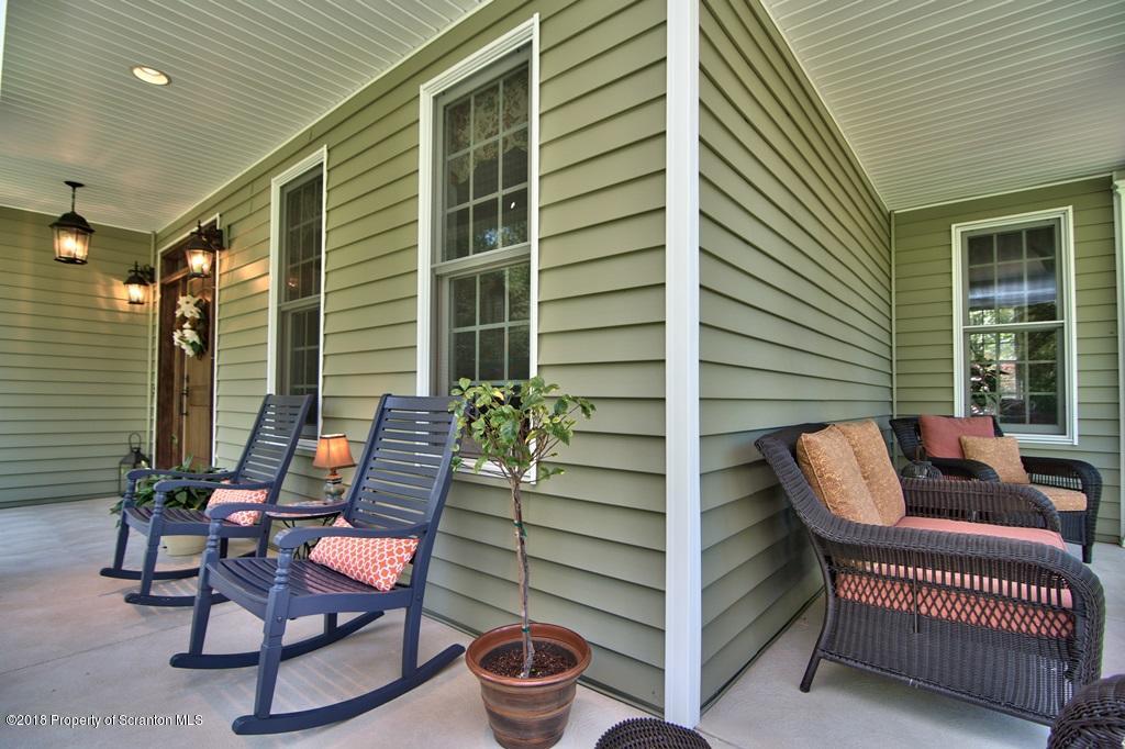 167 Union Mill Road Moscow, PA 18444 - Photo 4 of 93 Gallery Image 4