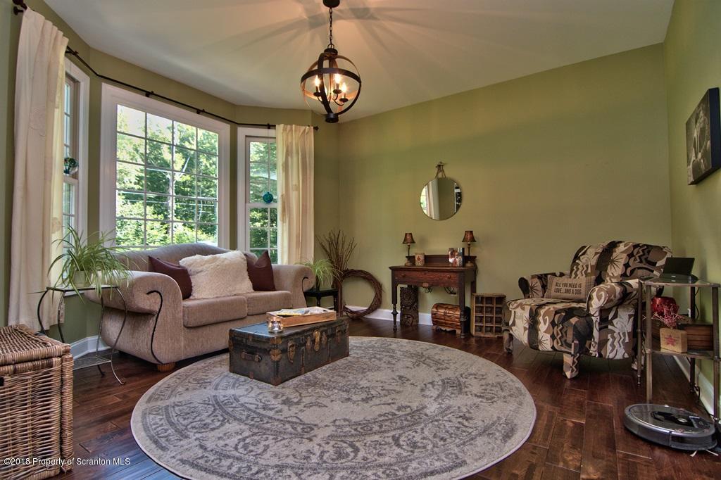 167 Union Mill Road Moscow, PA 18444 - Photo 10 of 93 Gallery Image 10