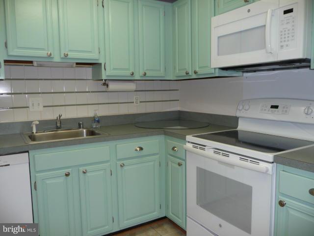 10024 Stedwick Road, Unit 303 Gaithersburg, MD 20886 - Photo 10 of 23 Kitchen