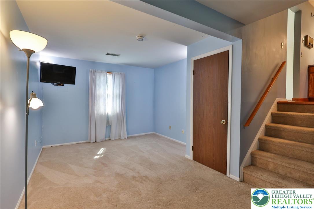 2927 Santee Road Bethlehem, PA 18020 - Photo 21 of 37 Gallery Image 21