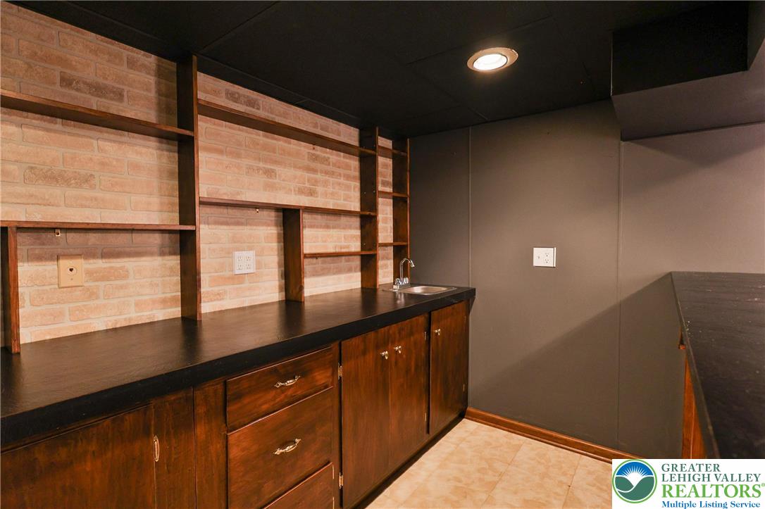 2927 Santee Road Bethlehem, PA 18020 - Photo 27 of 37 Gallery Image 27