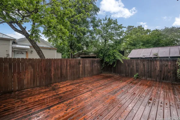 $3,595 | 230 Callaghan Avenue, San Antonio, TX 78210