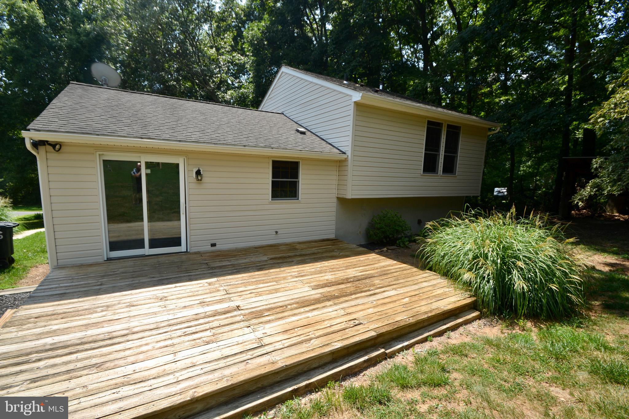 416 Lees Mill Road Hampstead, MD 21074 - Photo 37 of 37 Large Deck For Table Space