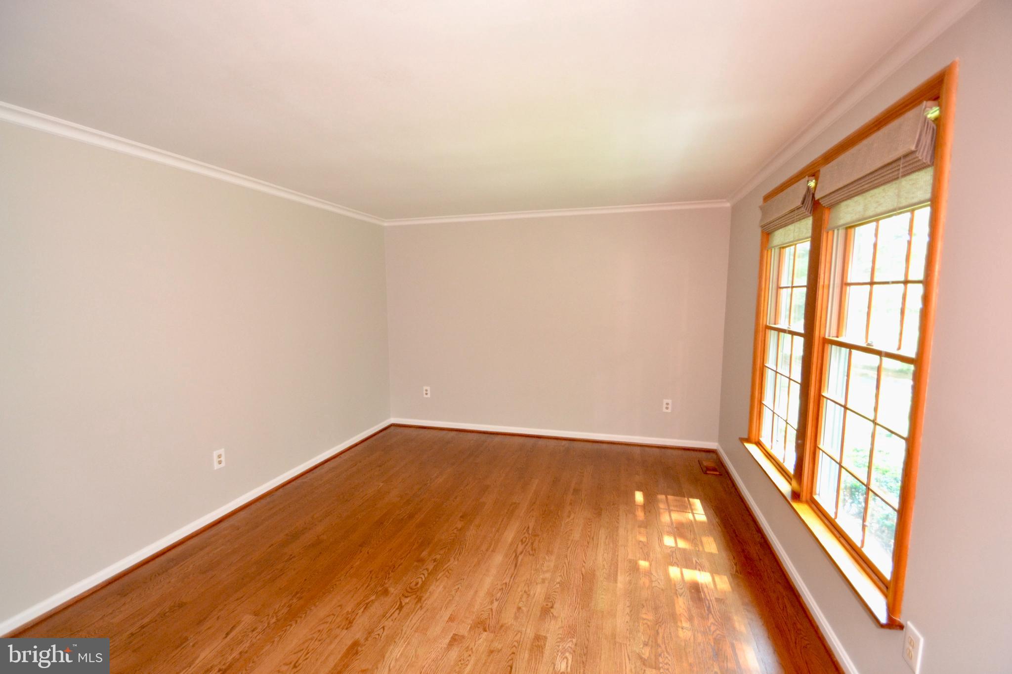 416 Lees Mill Road Hampstead, MD 21074 - Photo 4 of 37 Beautiful Hardwood Flooring
