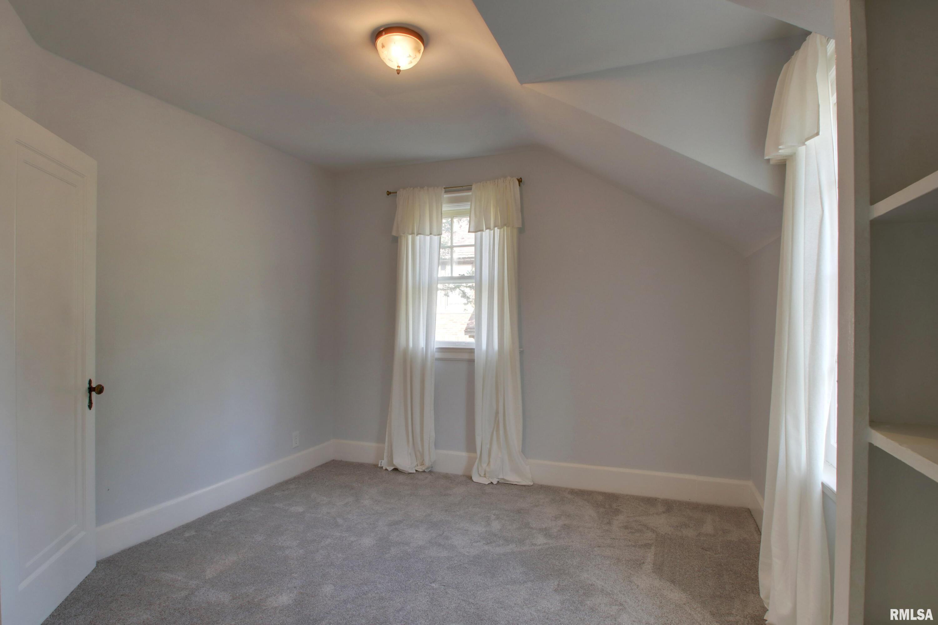 2808 Maine Street Quincy, IL 62301 - Photo 13 of 18