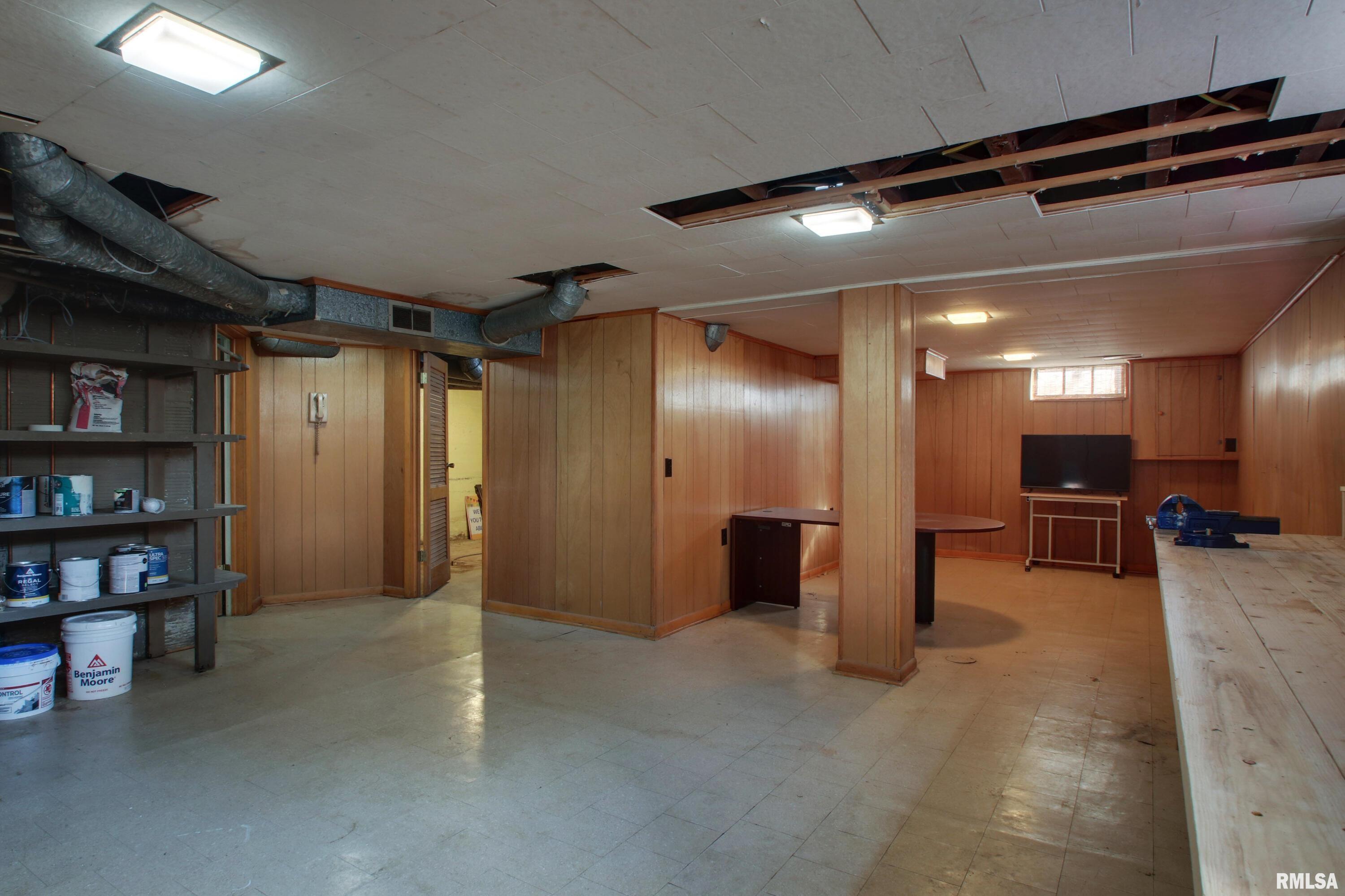 2808 Maine Street Quincy, IL 62301 - Photo 15 of 18