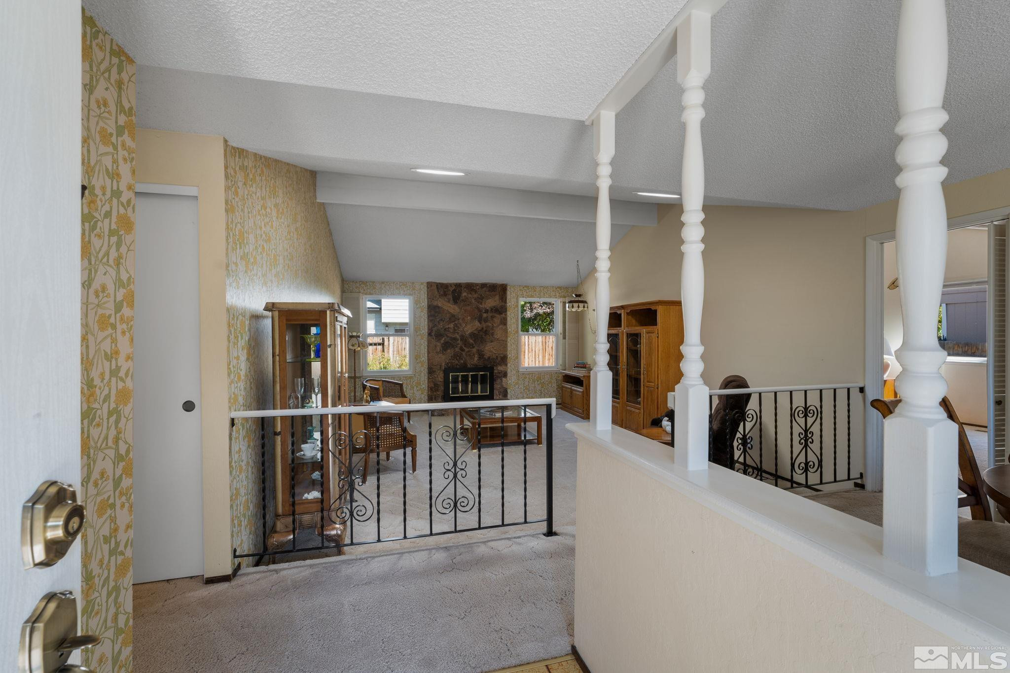 4315 Mendocino Lane Reno, NV 89502 - Photo 5 of 31