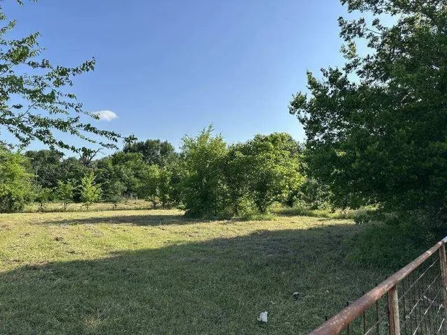 $189,900 | 9627 State Highway 31 West, Malakoff, TX 75148