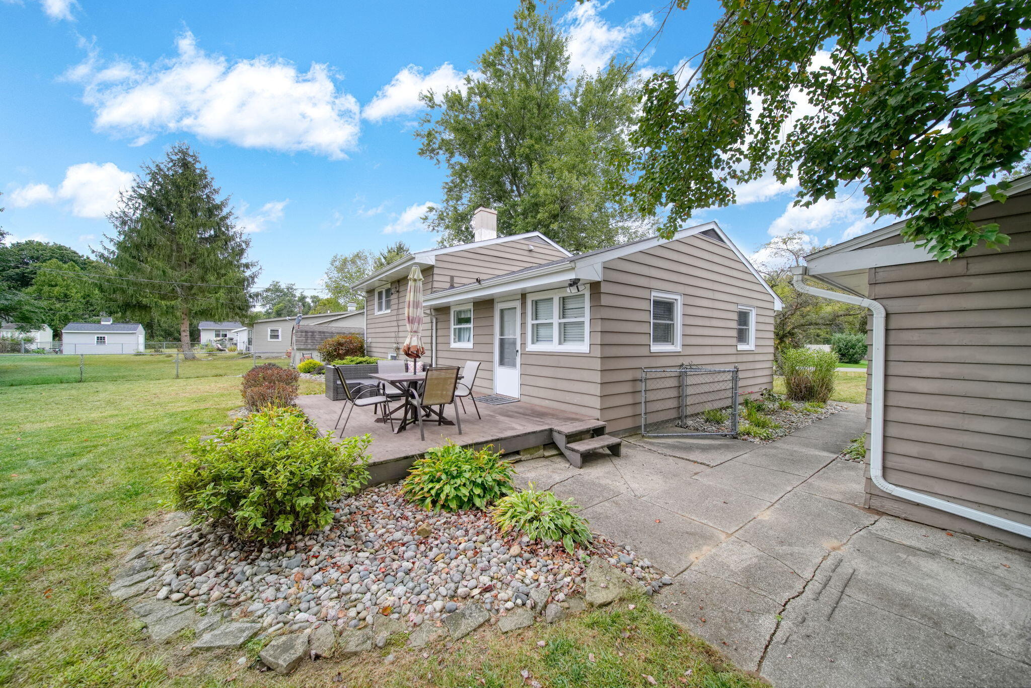 2207 Kenilworth Road Jackson, MI 49203 - Photo 30 of 42 30