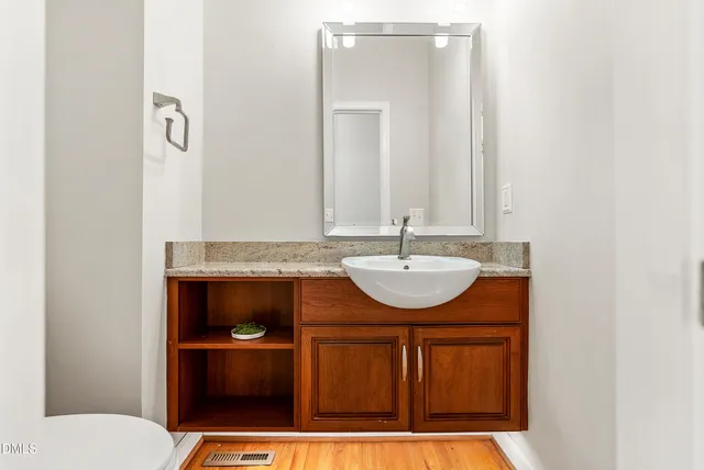 a view of livingroom with furniture and wooden floor