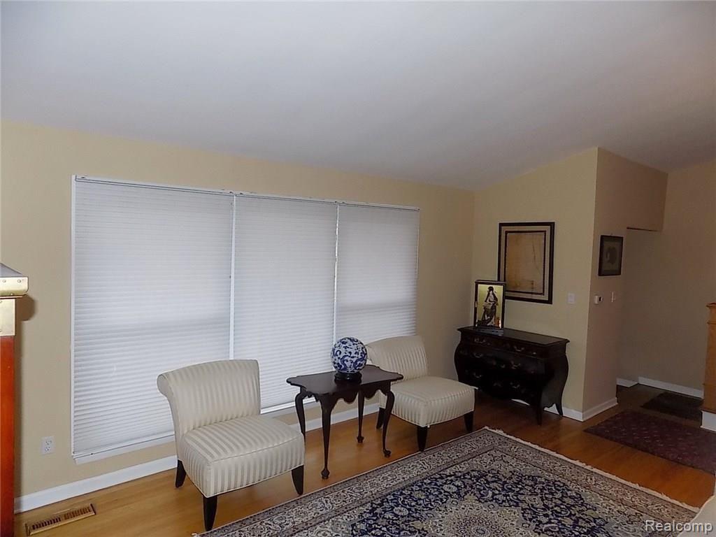 32352 Hearthstone Road Farmington Hills, MI 48334 - Photo 23 of 31