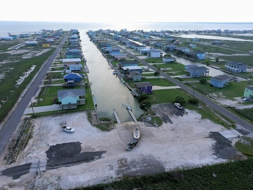 74 Newcomb Bend Loop Rockport, TX 78382 - Photo 21 of 31 an aerial view of multiple house