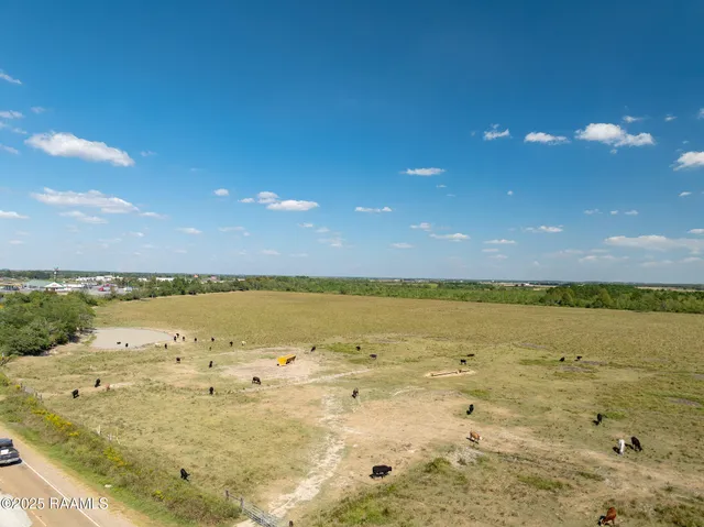 $158,550 | 5 A Estherwood, Crowley, LA 70526