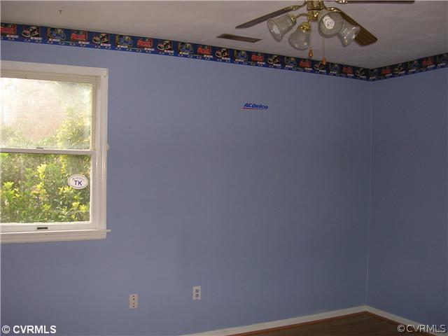 108 Tudor Road Colonial Heights, VA 23834 - Photo 10 of 12 a view of a small space