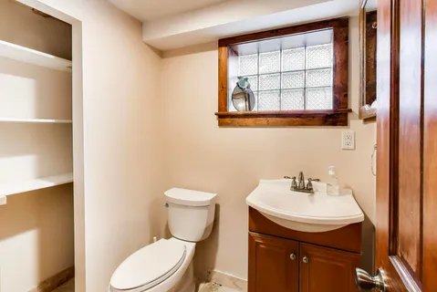 $640,000 | 1000 Thomas Avenue, Forest Park, IL 60130