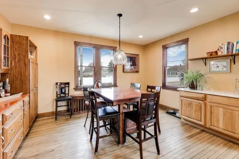 $640,000 | 1000 Thomas Avenue, Forest Park, IL 60130